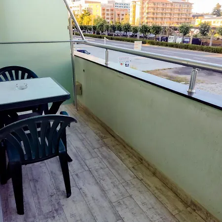 Green Villa * ساني بيتش