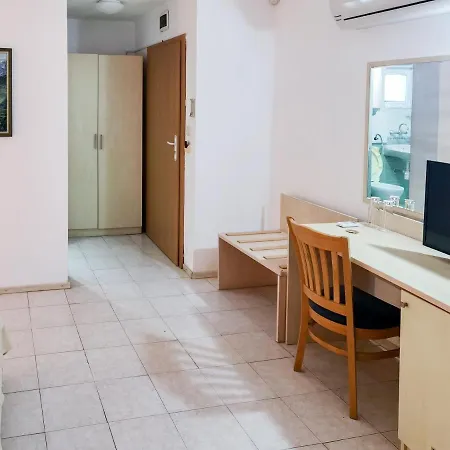 Green Villa * Слънчев бряг